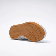 Lade das Bild in den Galerie-Viewer, REEBOK CLUB C 85