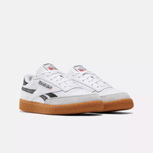 Lade das Bild in den Galerie-Viewer, REEBOK CLUB C REVENGE VINTAGE