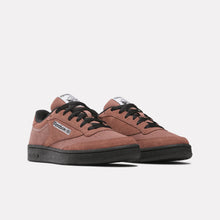 Lade das Bild in den Galerie-Viewer, REEBOK CLUB C 85