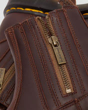 Lade das Bild in den Galerie-Viewer, DR MARTENS 2976 ALYSON DM'S WINTERGRIP CHELSEA BOOTS SNOWPLOW