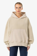 Lade das Bild in den Galerie-Viewer, PEGADOR ESTELA INSIDE-OUT OVERSIZED HOODIE LIGHT BEIGE