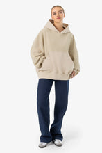 Lade das Bild in den Galerie-Viewer, PEGADOR ESTELA INSIDE-OUT OVERSIZED HOODIE LIGHT BEIGE