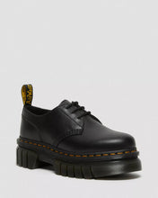 Lade das Bild in den Galerie-Viewer, DR. MARTENS AUDRICK 3-EYE BOOT NAPPA LUX