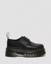 Lade das Bild in den Galerie-Viewer, DR. MARTENS AUDRICK 3-EYE BOOT NAPPA LUX