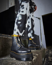 Lade das Bild in den Galerie-Viewer, DR. MARTENS SINCLAIR MAX PISA BLACK