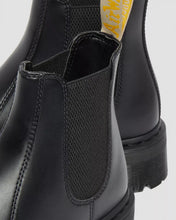 Lade das Bild in den Galerie-Viewer, DR. MARTENS 2976 QUAD VEGAN FELIX RUB OFF