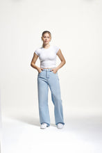 Lade das Bild in den Galerie-Viewer, 2Y STUDIOS NAYA BASIC JEANS ICE BLUE ICE BLUE Bild 2