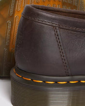 Lade das Bild in den Galerie-Viewer, DR. MARTENS ADRIAN CRAZY HORSE TASSEL LOAFER