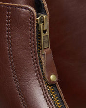 Lade das Bild in den Galerie-Viewer, DR. MARTENS JETTA DARK BROWN SENDAL