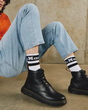Lade das Bild in den Galerie-Viewer, DR. MARTENS CREWSON CHUKKA BLACK