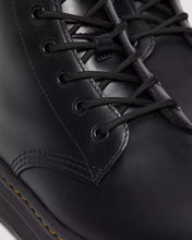 Lade das Bild in den Galerie-Viewer, DR. MARTENS CREWSON CHUKKA BLACK