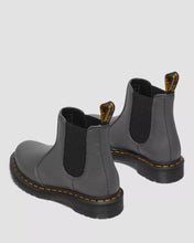 Lade das Bild in den Galerie-Viewer, DR MARTENS 2976 VIRGINIA GUNMETAL