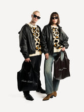 Lade das Bild in den Galerie-Viewer, ANOTHER COTTON LAB ANOTHER LEO KNIT SWEATER