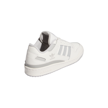 Lade das Bild in den Galerie-Viewer, ADIDAS FORUM LOW CL
