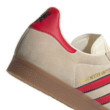 Load image into Gallery viewer, ADIDAS GAZELLE TERRACE ICON MANCHESTER UNITED