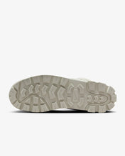Lade das Bild in den Galerie-Viewer, NIKE CITY CLASSIC PREMIUM BOOT PREMIUM