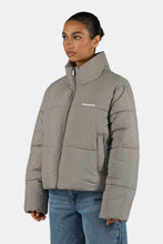 Lade das Bild in den Galerie-Viewer, PEGADOR GEORGIA PUFFER JACKET ROCK GREY