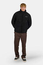 Lade das Bild in den Galerie-Viewer, PEGADOR SOLIN CORD PUFFER JACKET BLACK
