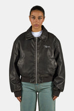 Lade das Bild in den Galerie-Viewer, PEGADOR PRENIN FAUX LEATHER BOMBERJACKET BLACK