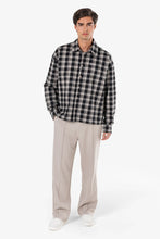 Lade das Bild in den Galerie-Viewer, PEGADOR BEVILL FLANELL SHIRT WASHED DARK STONE BLACK