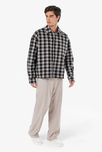 Lade das Bild in den Galerie-Viewer, PEGADOR BEVILL FLANELL SHIRT WASHED DARK STONE BLACK