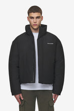 Lade das Bild in den Galerie-Viewer, PEGADOR LAVOY CROPPED BOXY PUFFER JACKET BLACK