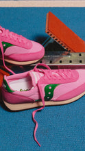 Lade das Bild in den Galerie-Viewer, SAUCONY TRAINER 80