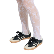 Lade das Bild in den Galerie-Viewer, ADIDAS SAMBA OG CBLACK/WONWHI/SILVMT Bild 4