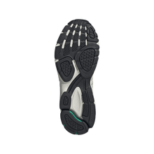 Lade das Bild in den Galerie-Viewer, ADIDAS SPIRITAIN 2000 ALUMIN/ICGOME/COUGRN Bild 3