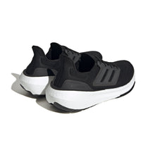 Lade das Bild in den Galerie-Viewer, ADIDAS ULTRABOOST LIGHT 23 CBLACK/CBLACK/CRYWHT Bild 6