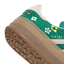 Lade das Bild in den Galerie-Viewer, ADIDAS X LIBERTY LONDON GAZELLE BOLD BGREEN/OWHITE/EQTYEL Bild 4