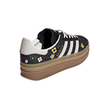 Lade das Bild in den Galerie-Viewer, ADIDAS X LIBERTY LONDON GAZELLE BOLD CBLACK/OWHITE/EQTYEL Bild 11