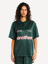 Lade das Bild in den Galerie-Viewer, ANOTHER COTTON LAB RAVE & ATHLETIC SOCCER JERSEY GREEN GREEN Bild 3
