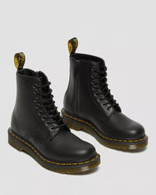 Lade das Bild in den Galerie-Viewer, DR. MARTENS 1460 PASCAL NAPPA FRONT ZIP BLACK Bild 5