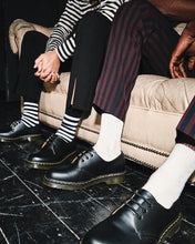 Load image into Gallery viewer, DR. MARTENS 1461 BLACK SMOOTH BLACK Bild 2