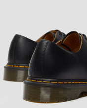 Load image into Gallery viewer, DR. MARTENS 1461 BLACK SMOOTH BLACK Bild 7