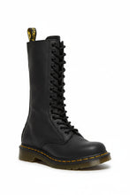 Lade das Bild in den Galerie-Viewer, DR. MARTENS 1899 BLACK VIRGINIA - Bild 11