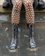 Lade das Bild in den Galerie-Viewer, DR. MARTENS 1899 BLACK VIRGINIA - Bild 2