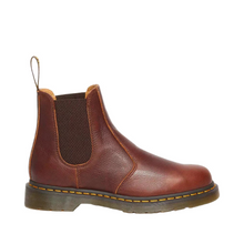 Lade das Bild in den Galerie-Viewer, DR. MARTENS 2976 AMBASSADOR CASHEW Bild 1