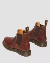 Lade das Bild in den Galerie-Viewer, DR. MARTENS 2976 AMBASSADOR CASHEW Bild 8