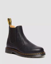 Lade das Bild in den Galerie-Viewer, DR. MARTENS 2976 AMBASSADOR BLACK Bild 9