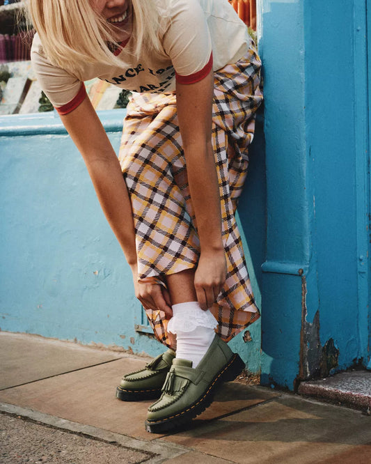 DR. MARTENS ADRIAN VIRGINIA TASSEL LOAFER MUTED OLIVE OLIVE CARRARA Bild 2