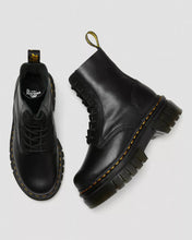 Lade das Bild in den Galerie-Viewer, DR. MARTENS AUDRICK 8-EYE BOOT NAPPA LUX BLACK NAPPA LUX Bild 4
