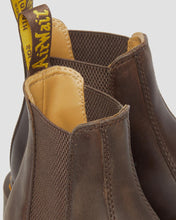 Lade das Bild in den Galerie-Viewer, DR MARTENS 2976 CRAZY HORSE YS DARK BROWN Bild 4