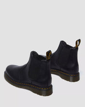 Lade das Bild in den Galerie-Viewer, DR MARTENS 2976 GRIZZLY CHELSEA BOOT GEFÜTTERT BLACK Bild 7