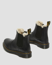 Lade das Bild in den Galerie-Viewer, DR MARTENS 2976 LEONORE BLACK Bild 6