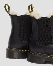 Lade das Bild in den Galerie-Viewer, DR MARTENS 2976 LEONORE BLACK Bild 8
