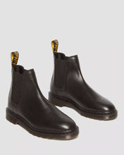 Lade das Bild in den Galerie-Viewer, DR. MARTENS GRAEME ANALINE CHELSEA BOOT BLACK BLACK Bild 4