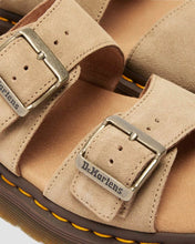 Lade das Bild in den Galerie-Viewer, DR. MARTENS JOSEF BUCKLE SLIDE SAVANNAH TAN BRONX SAVANNAH TAN Bild 4