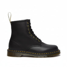 Lade das Bild in den Galerie-Viewer, DR. MARTENS VEGAN 1460 BLACK FELIX RUB OFF BLACK FELIX RUB OFF Bild 1